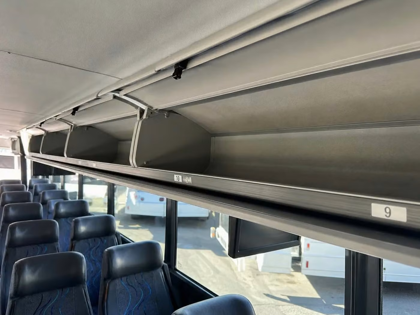 greenwood 25 passenger minibus overhead storage