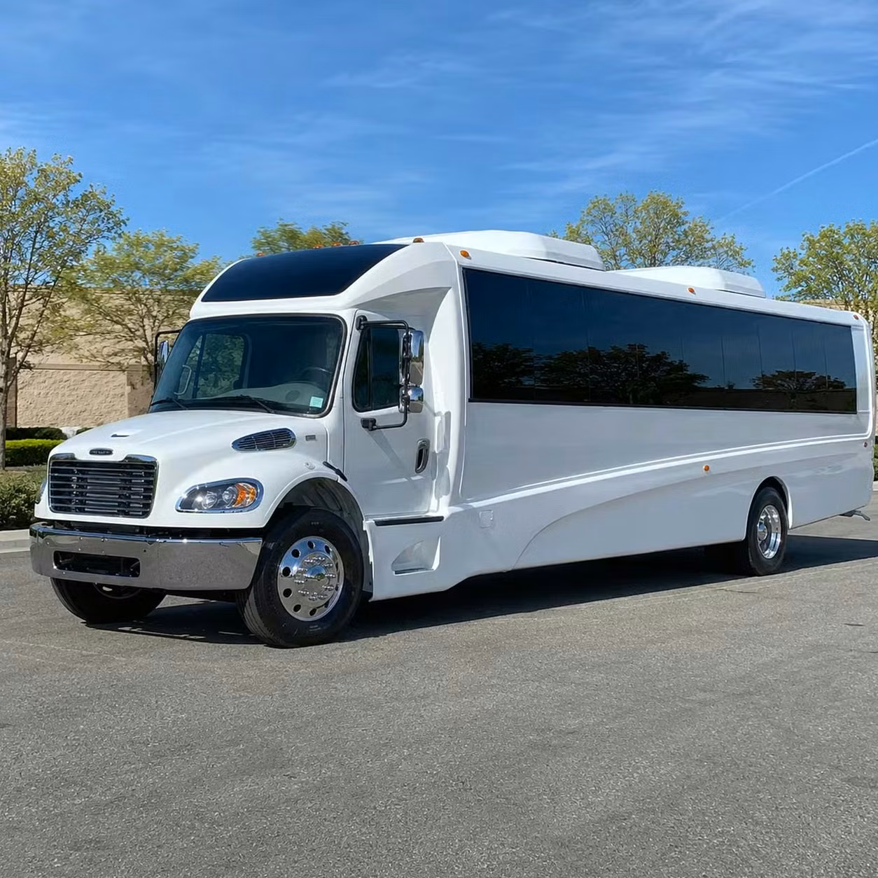 greenwood 28 passenger minibus rental