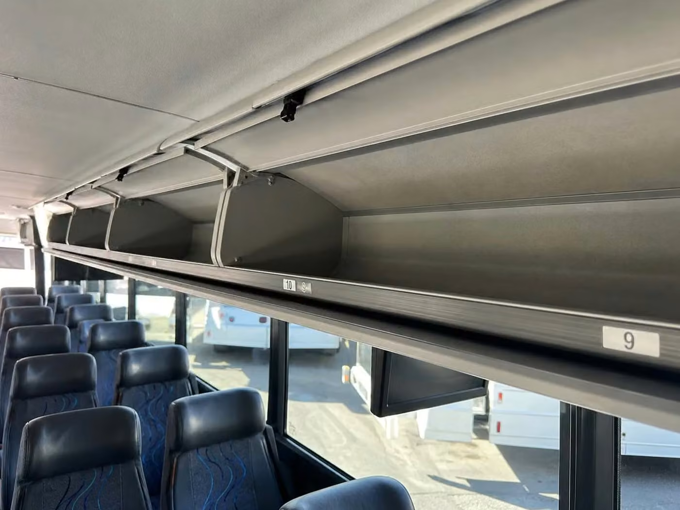 greenwood 35 passenger minibus overhead storage
