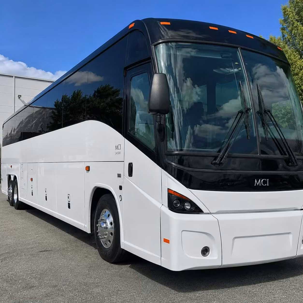 greenwood private bus rentals for military reunions