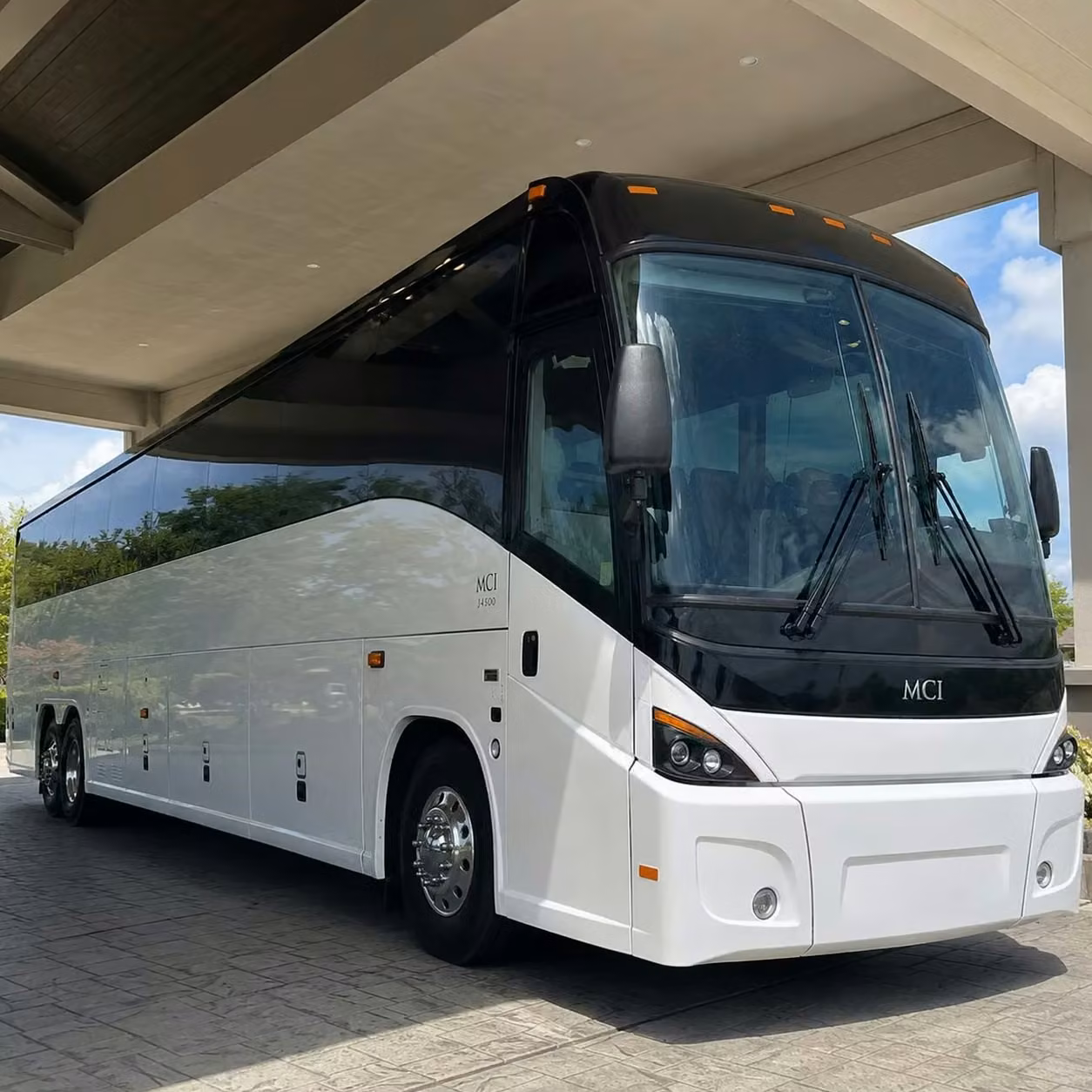 greenwood private shuttles for visiting government officials and vips